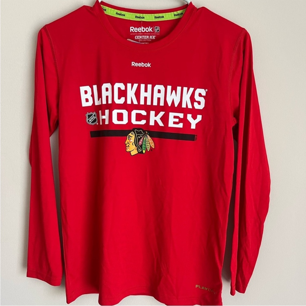 Reebok NWT Kid's NHL Chicago Blackhawks Hockey Red Playdry LS Shirt Youth Medium